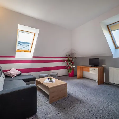 Raj * 라젝크테플리스